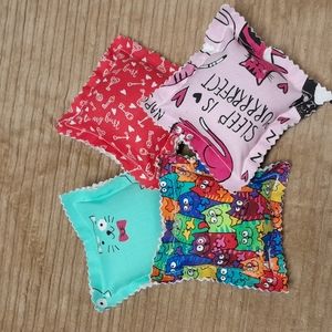 Set of 4 cat nip ravioli toys